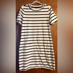 Banana Republic Black & White Striped Crewneck Tee Dress Size S